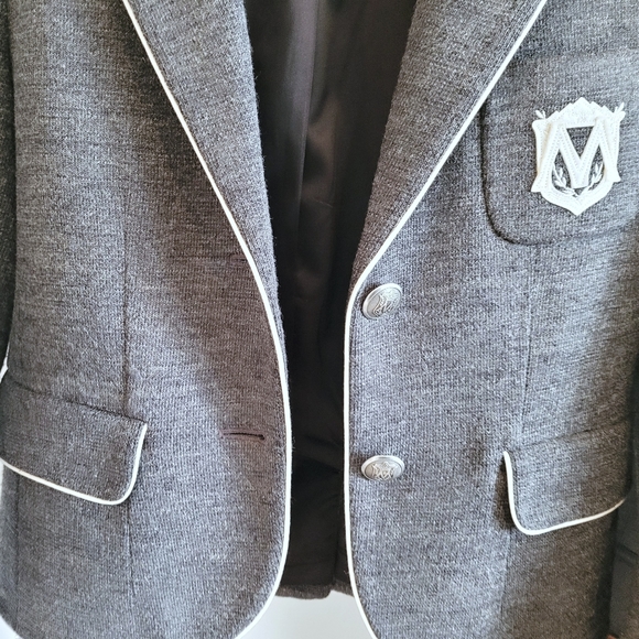 Iconic Club Monaco Heritage Crest Blazer - Picture 3 of 4